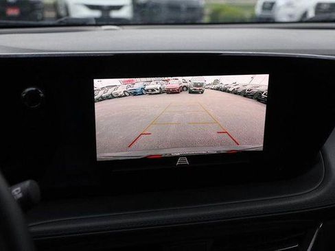 Used 2024 Buick Encore GX Sport Touring FWD image 16