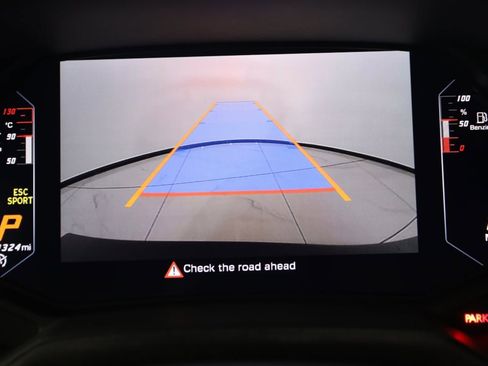 Used 2023 Lamborghini Huracan Tecnica image 9