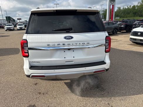 Used 2023 Ford Expedition Limited AWD/4WD image 6