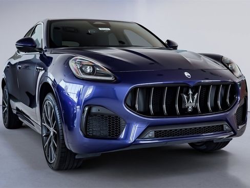 New 2025 Maserati Grecale GT image 9