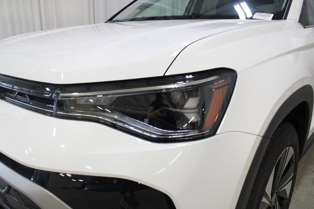 New 2026 Volkswagen Taos SE AWD/4WD image 33