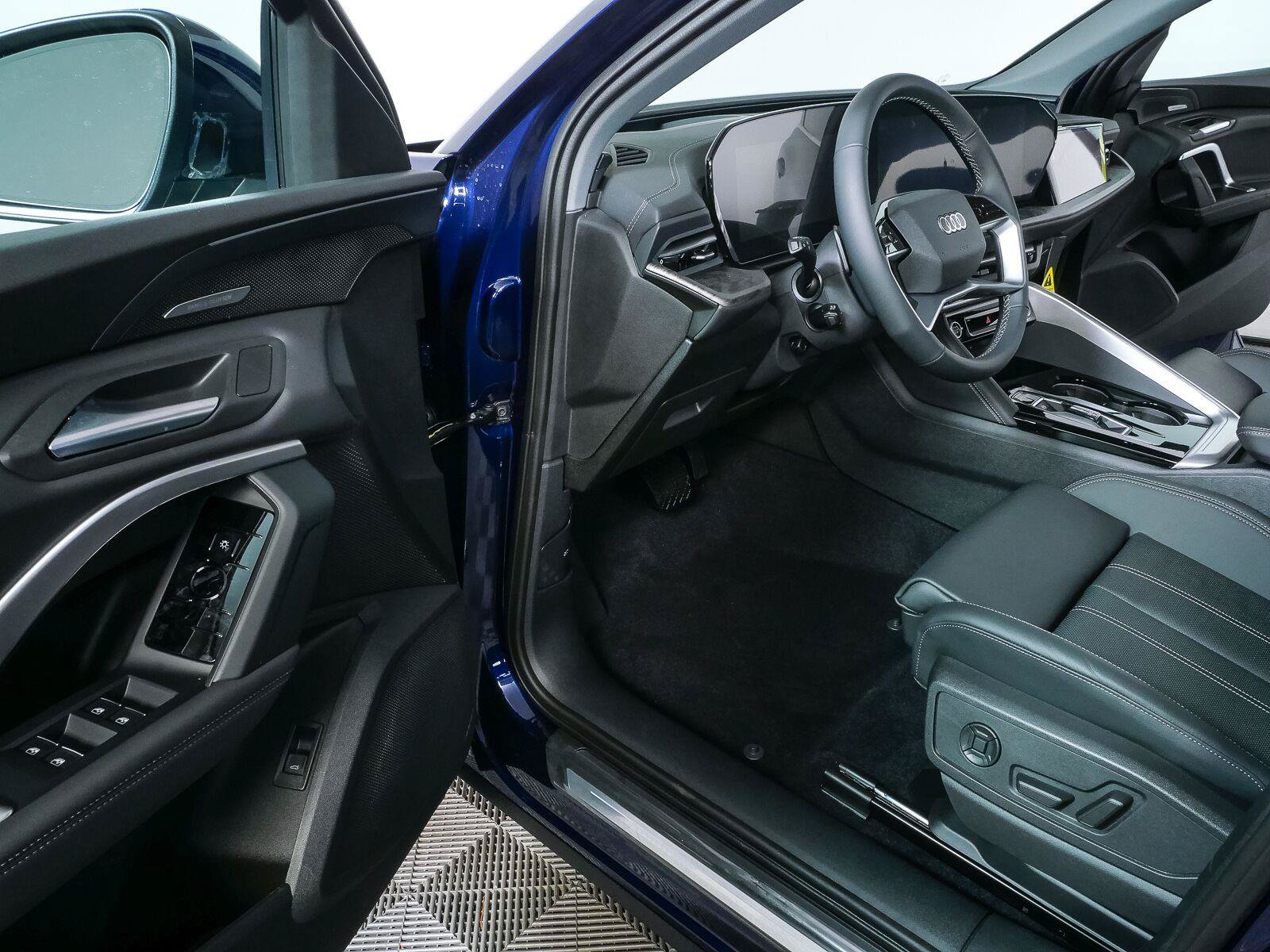 New 2026 Audi Q5 Premium Plus AWD/4WD image 8