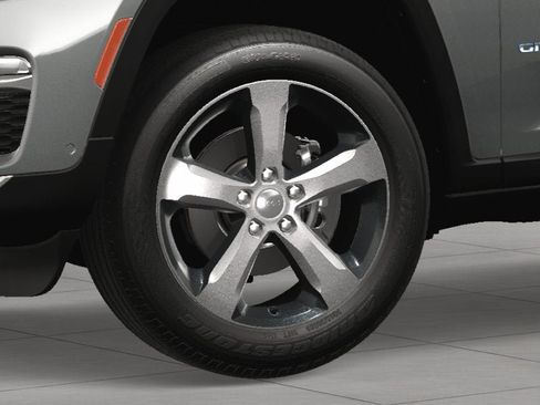 New 2024 Jeep Grand Cherokee Limited 4xe w/ Luxury Tech Group II image 24