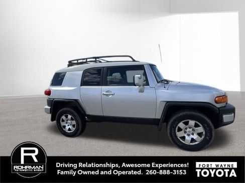 Used 2007 Toyota FJ Cruiser 4WD image 6