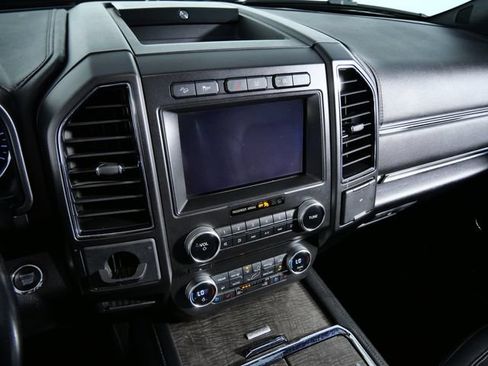 Certified 2018 Ford Expedition Limited w/ Equipment Group 302A AWD/4WD image 24