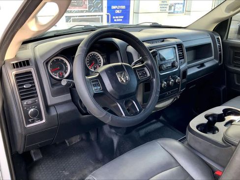 Used 2017 RAM 3500 Tradesman image 17