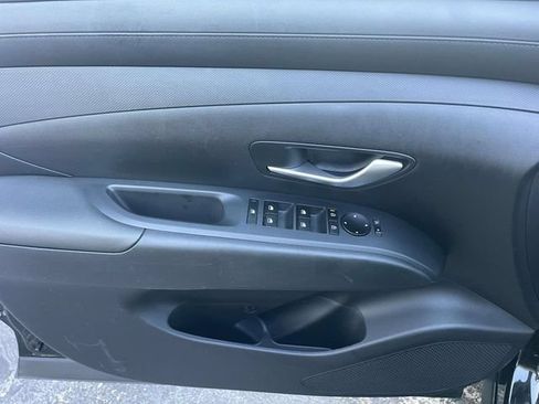 Used 2025 Hyundai Tucson SEL FWD image 19