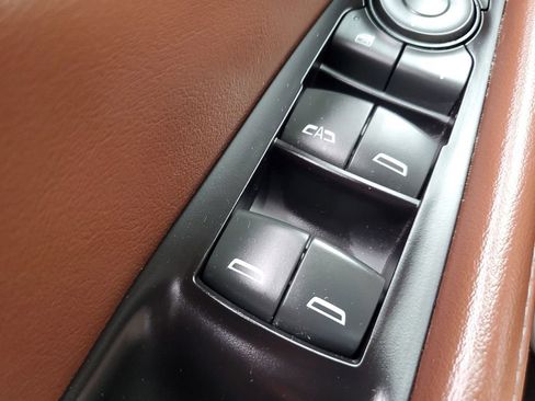 Used 2020 Buick Enclave Avenir w/ Avenir Technology Package image 35