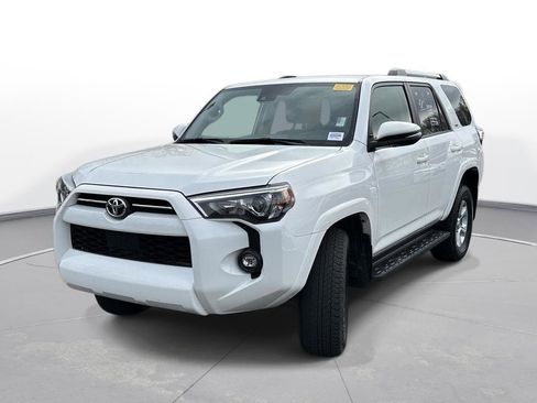 Used 2022 Toyota 4Runner SR5 Premium image 2