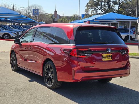 New 2026 Honda Odyssey Sport-L image 4