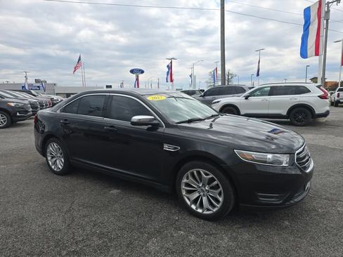 Used 2017 Ford Taurus Limited AWD/4WD image 3