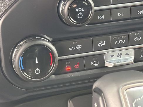 Used 2022 Ford Bronco Badlands w/ Sasquatch Package image 16