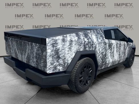 Used 2024 Tesla Cybertruck Cyberbeast AWD/4WD image 5
