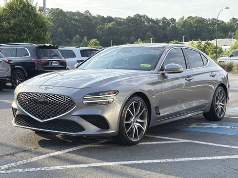 Used 2022 Genesis G70 2.0T w/ Prestige Package RWD image 7