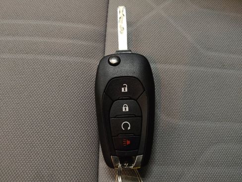 Used 2021 Chevrolet Trax LT FWD image 32