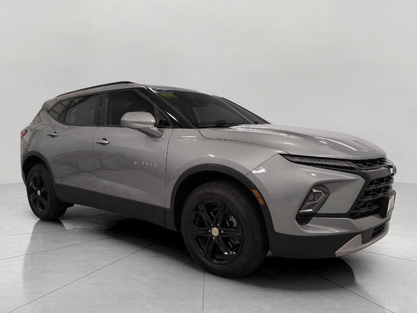 Used 2024 Chevrolet Blazer LT w/ Convenience Package AWD/4WD image 29