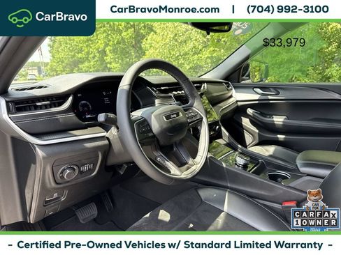 Used 2024 Jeep Grand Cherokee Altitude AWD/4WD image 12