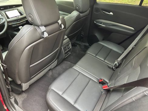 Used 2019 Cadillac XT4 Premium Luxury AWD/4WD image 29