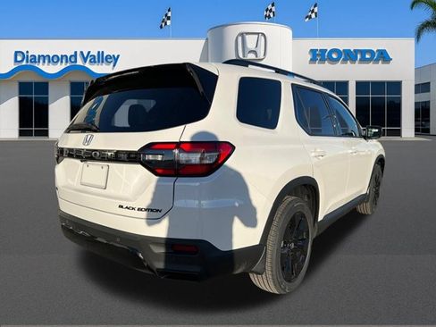 New 2026 Honda Pilot Black Edition image 3