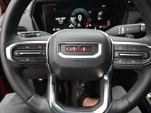 Used 2026 GMC Terrain Elevation w/ Elevation Premium Package FWD image 32