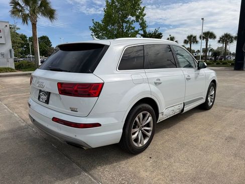 Used 2018 Audi Q7 3.0T Premium Plus image 4