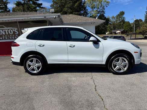 Used 2015 Porsche Cayenne S w/ Infotainment Bose Package image 8