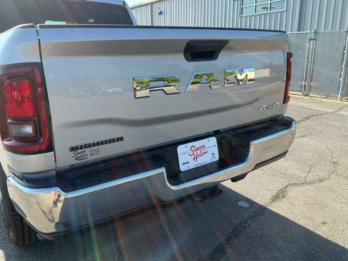 Used 2026 RAM 2500 Big Horn AWD/4WD image 15
