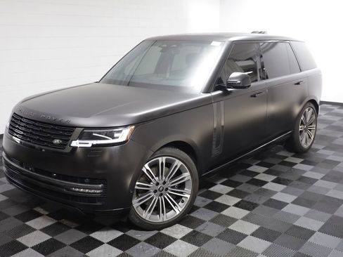 Certified 2025 Land Rover Range Rover Long Wheelbase Autobiography AWD/4WD image 2