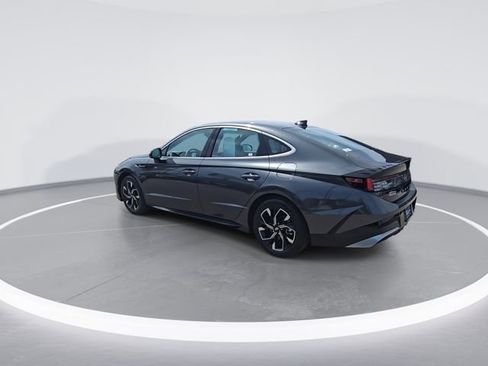 Certified 2025 Hyundai Sonata SEL AWD/4WD image 6