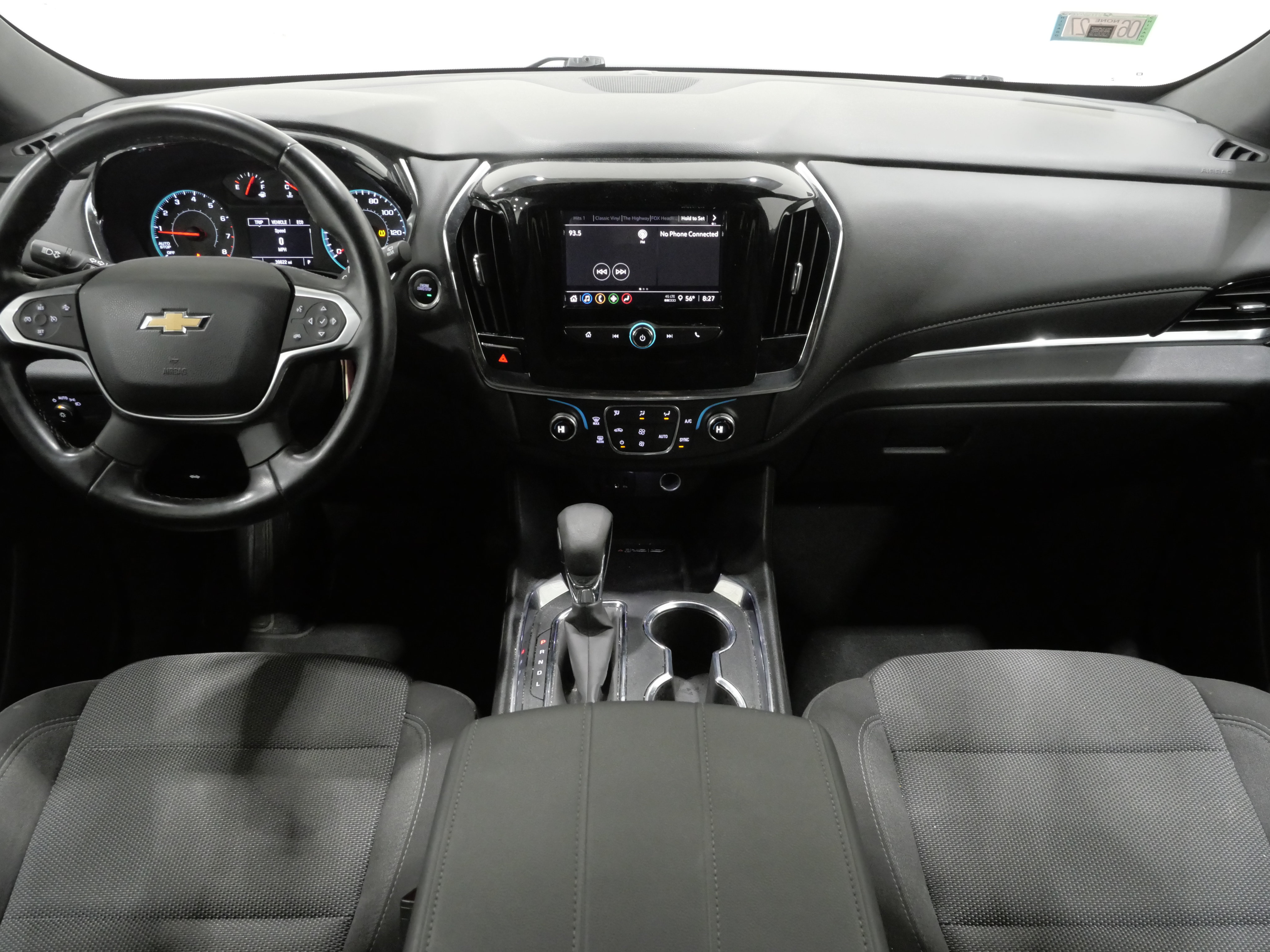 Used 2023 Chevrolet Traverse LT FWD image 10