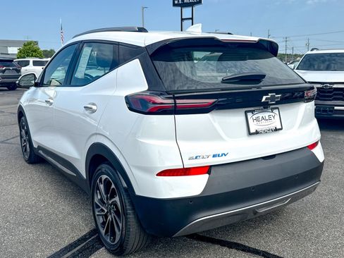 Certified 2023 Chevrolet Bolt EUV Premier FWD image 5