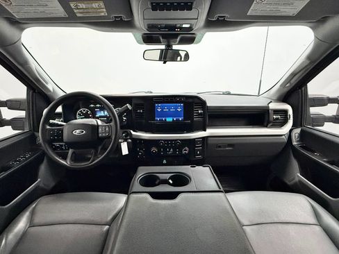 Used 2024 Ford F250 XL w/ FX4 Off-Road Package AWD/4WD image 12