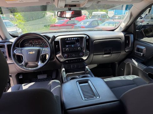 Used 2017 Chevrolet Silverado 1500 LT w/ All Star Edition AWD/4WD image 17