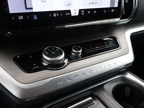 Certified 2025 Ford Expedition Max Platinum AWD/4WD image 41
