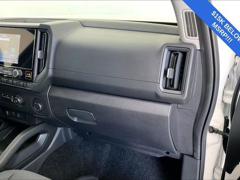 Used 2025 Nissan Frontier S image 22