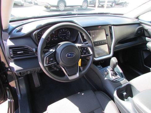 Used 2021 Subaru Outback AWD/4WD image 12