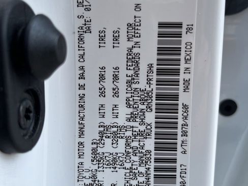 Certified 2022 Toyota Tacoma TRD Off-Road w/ Technology Package image 21