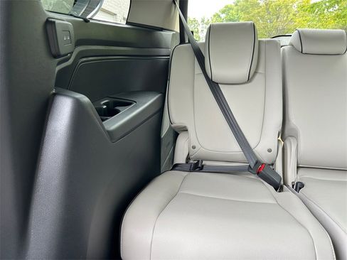 New 2026 Honda Odyssey Touring image 23