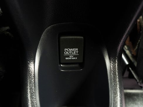 Certified 2022 Honda HR-V EX image 40