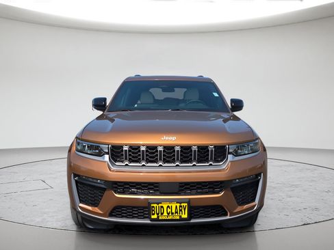 New 2026 Jeep Grand Cherokee Limited AWD/4WD image 8