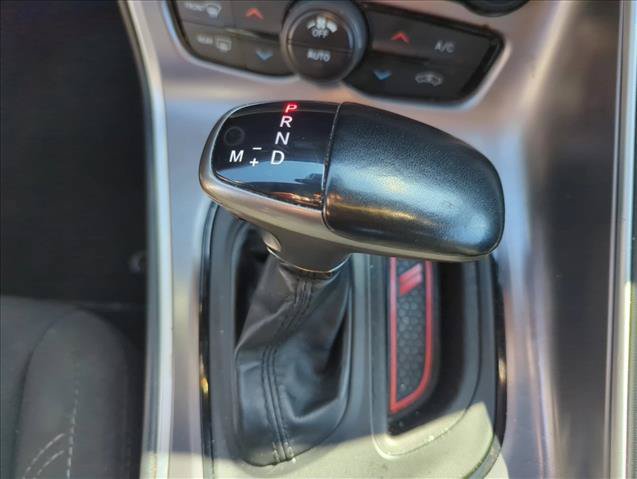 Used 2021 Dodge Challenger SXT RWD image 18