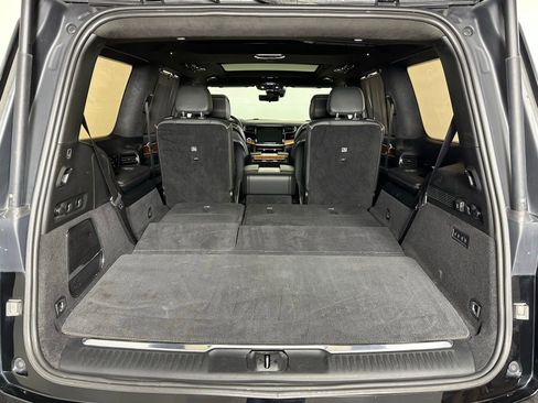 Used 2022 Jeep Grand Wagoneer Series III image 30