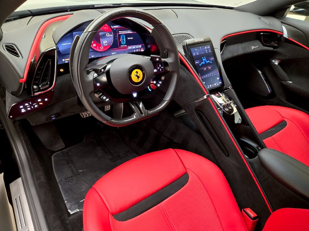 Used 2024 Ferrari Roma RWD image 19