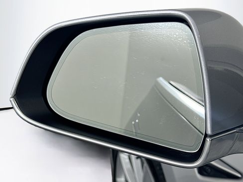 Used 2018 Tesla Model 3 Long Range image 16