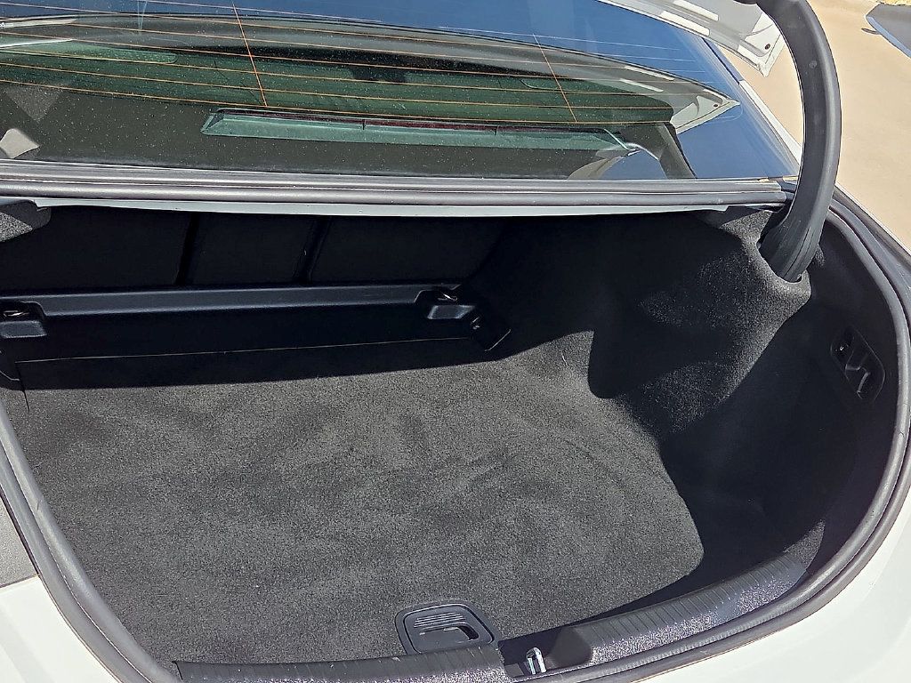 Used 2023 Mercedes-Benz C 300 Sedan image 12