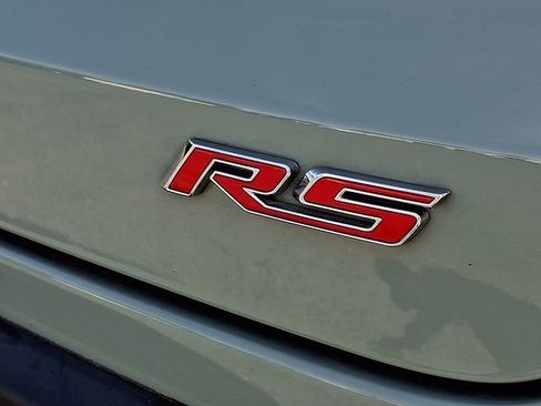 Used 2024 Chevrolet Trax RS w/ Sunroof Package FWD image 31