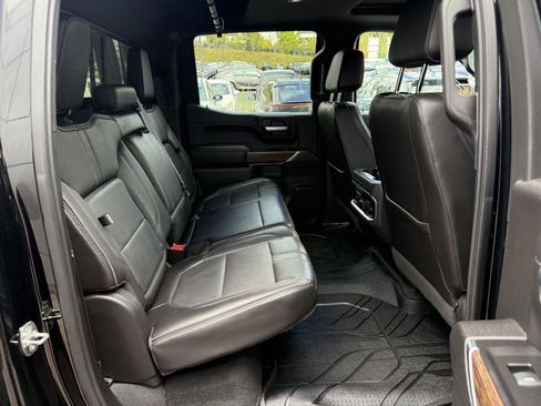 Used 2019 Chevrolet Silverado 1500 High Country AWD/4WD image 21
