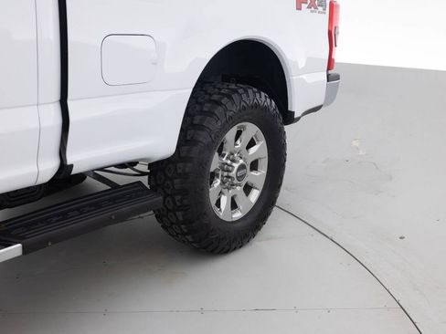 Used 2019 Ford F250 Lariat w/ Lariat Ultimate Package AWD/4WD image 22