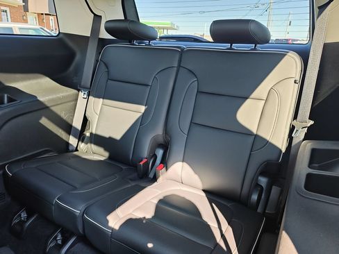 Used 2022 GMC Acadia Denali w/ GMC Pro Grade Package AWD/4WD image 25