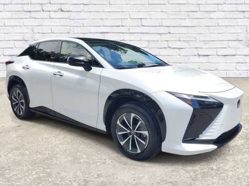 Used 2023 Lexus RZ 450e Premium w/ Technology Package AWD/4WD image 5